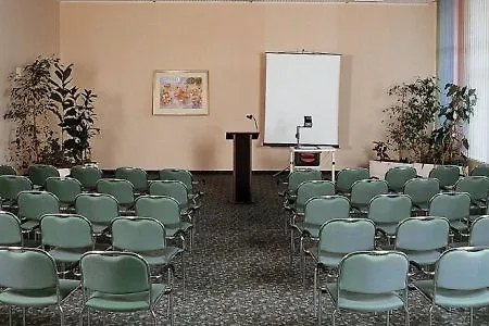 Radisson Blu Hotel, מלון 4*